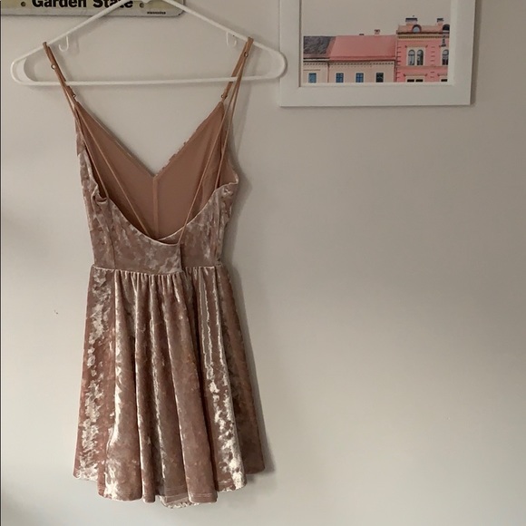 Super Cute Velvet Romper - Picture 2 of 3